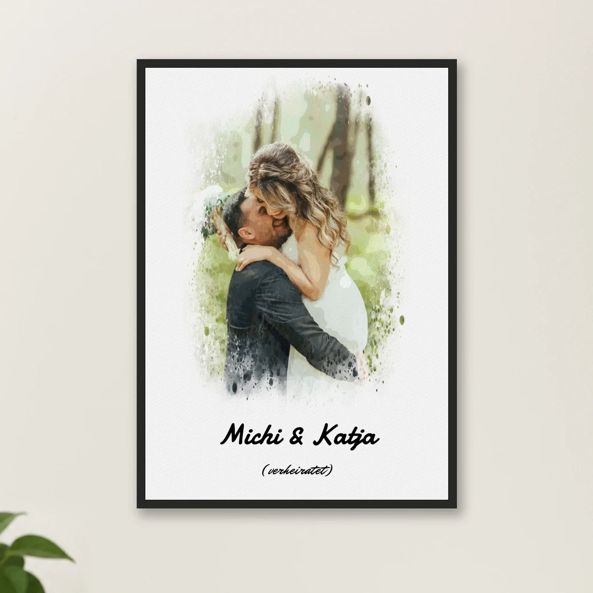 Paarposter Aquarell personalisiert – im schwarzen Rahmen an heller Wand