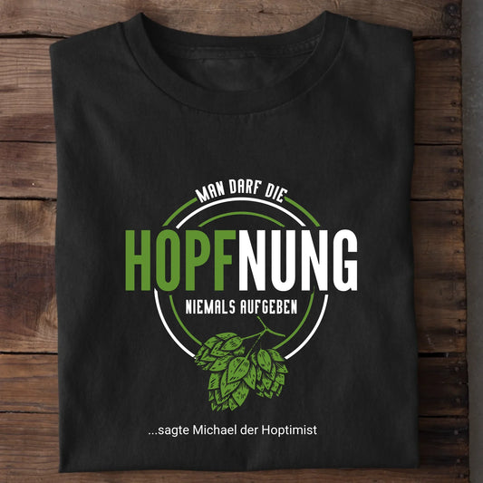 Hopfnung Bier T-Shirt personalisiert – Geschenk für Bierliebhaber MANOprints