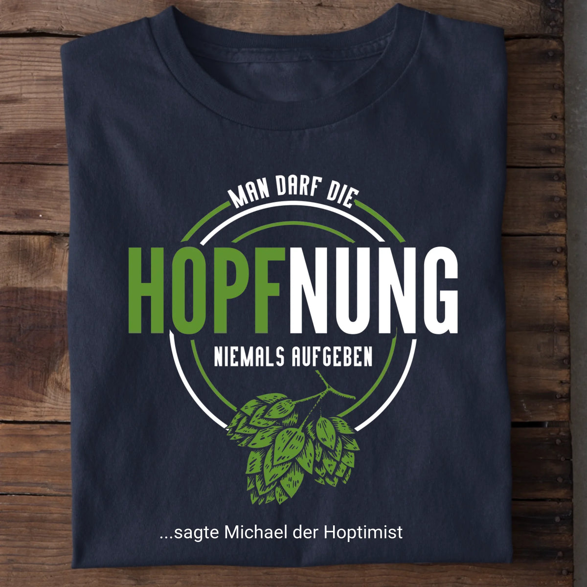 Bier T-Shirt Hopfnung mit Namen – Hopfen-Aufdruck in Navy