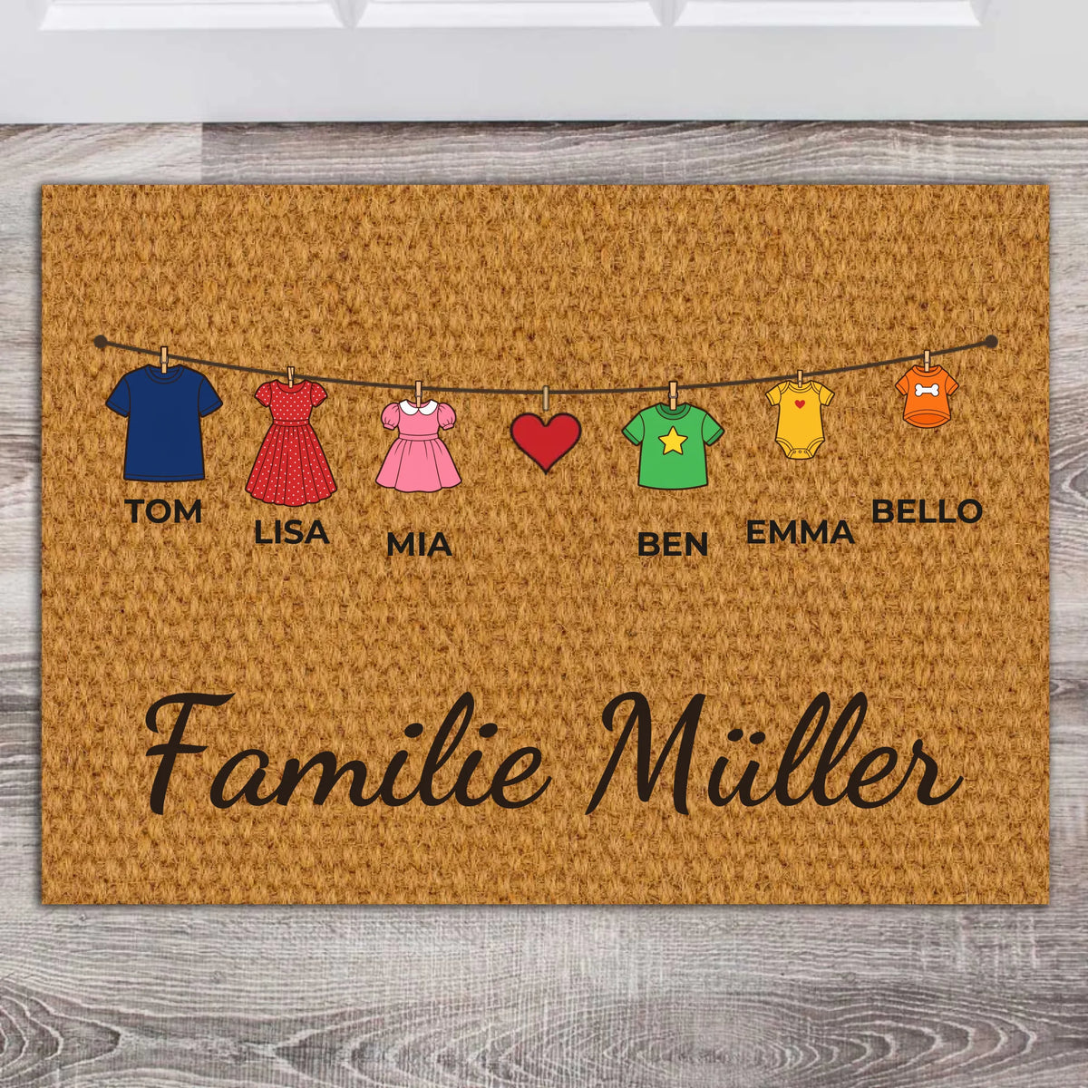 Personalisierte Wäscheleine-Fußmatte mit Kleidungsstücken, Herz und Familienname