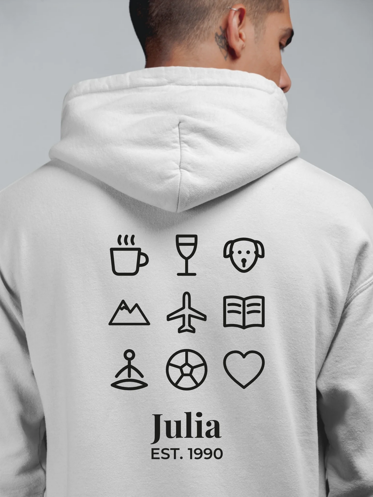 Personalisierter Hoodie mit Icons, Name und EST. Jahr – Rückendruck auf Weiß