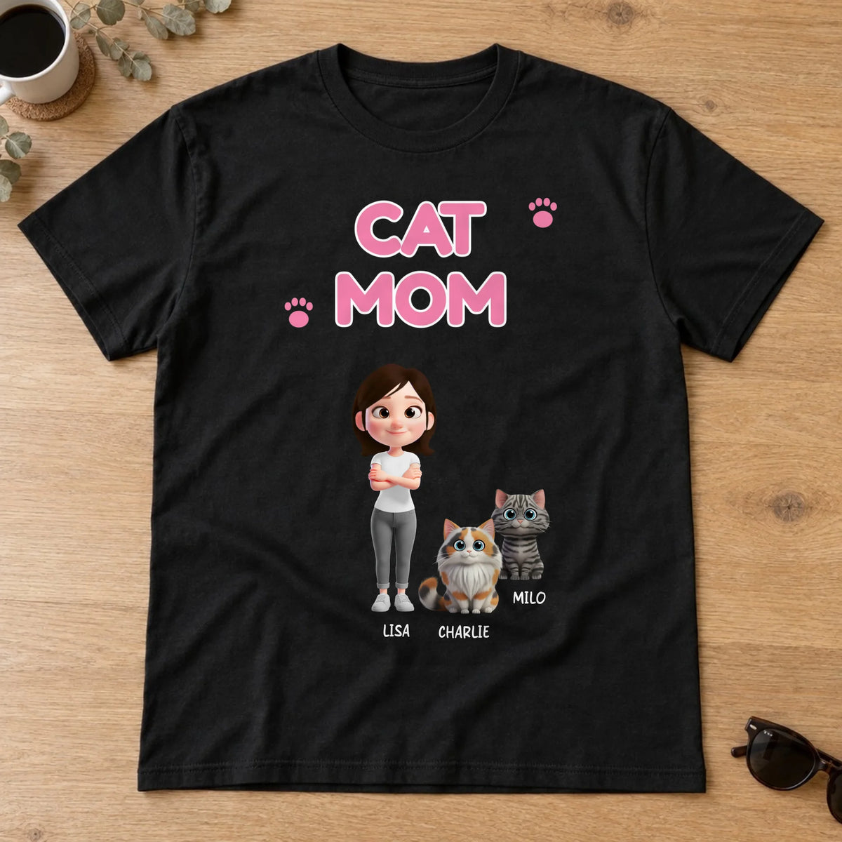Personalisiertes Katzenmama T-Shirt Cat Mom in Schwarz mit Frau, Katzen und Namen