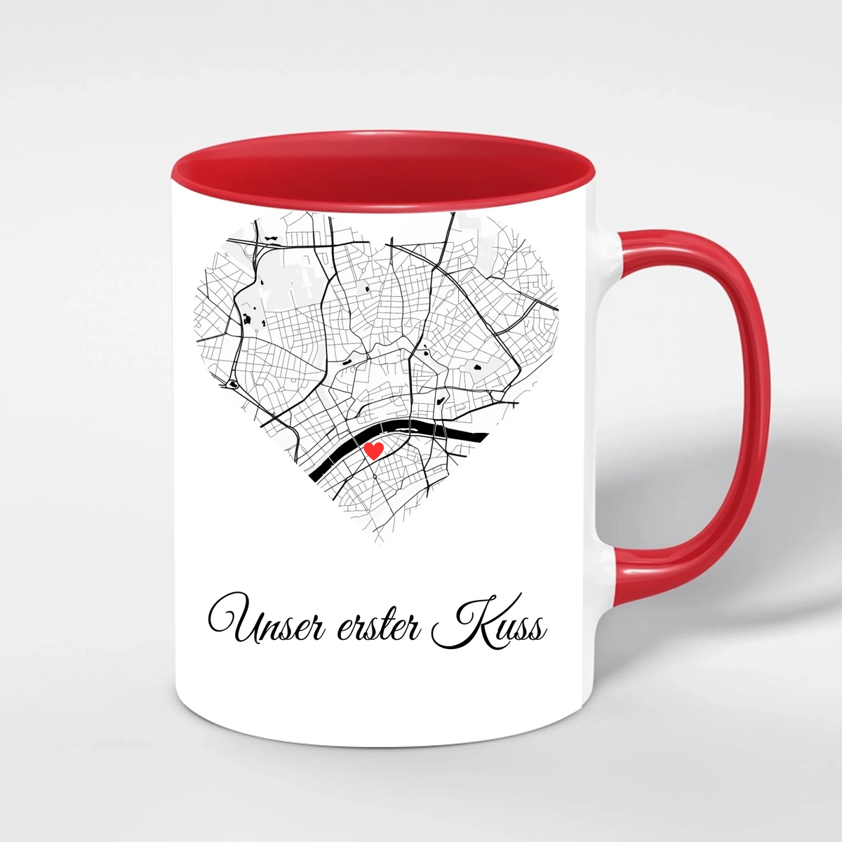 Unser erster Kuss Tasse personalisiert – Innenfarbe Rot