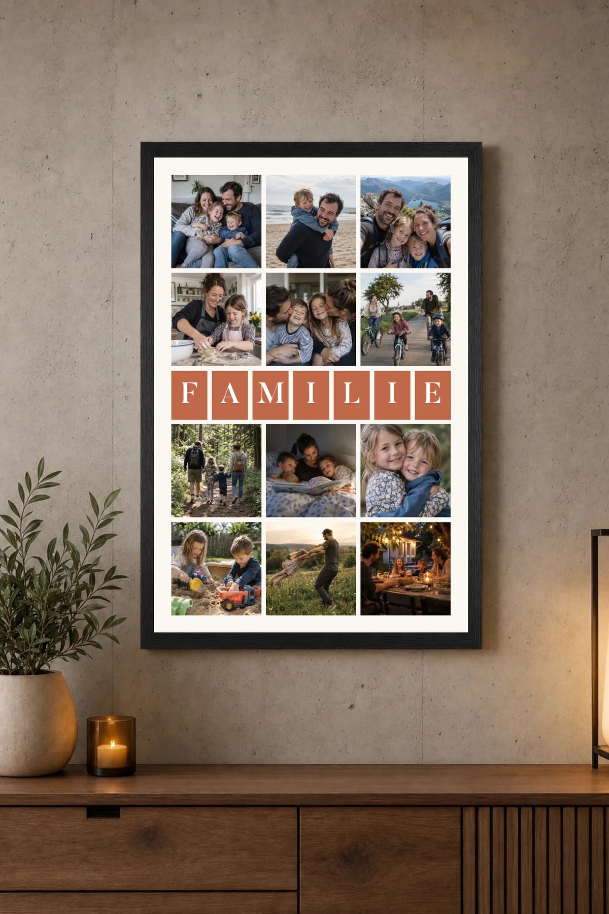 Fotocollage Poster mit Wunschwort an der Wand über dem Sideboard