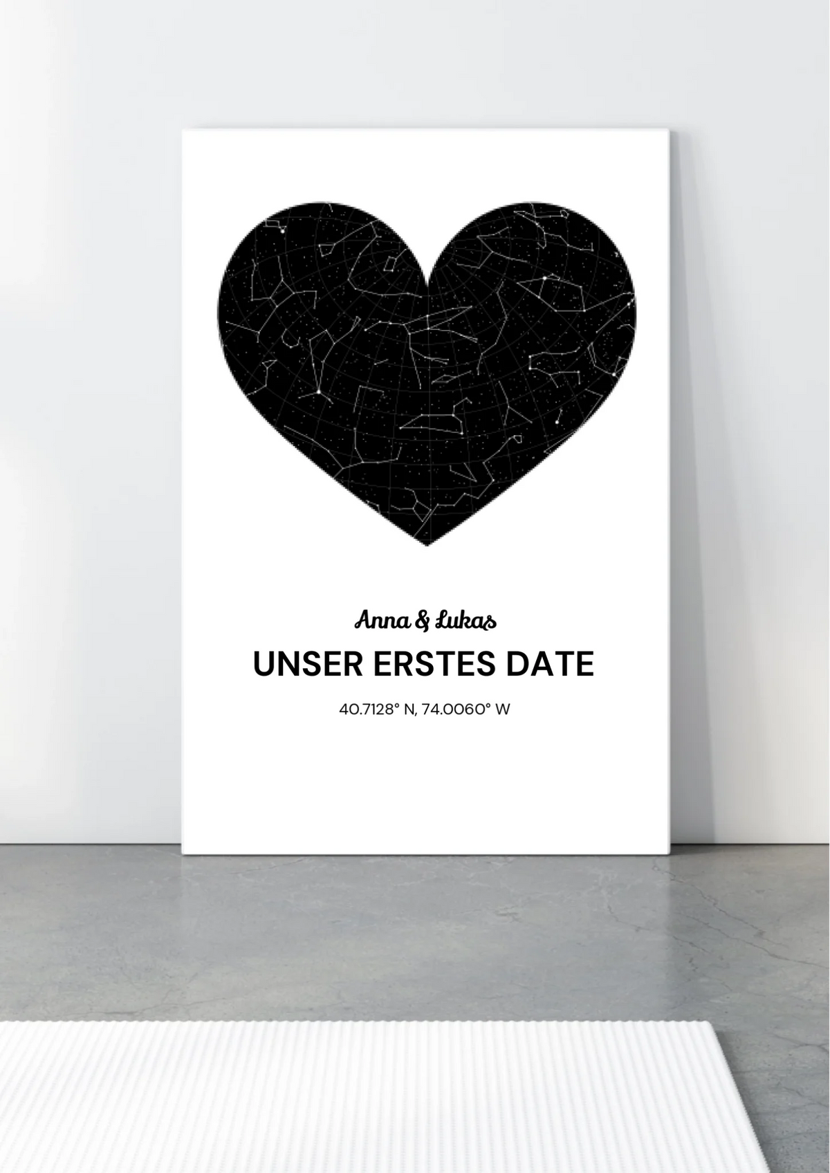 Sternenkarte Leinwand Unser erstes Date mit Namen und Koordinaten – angelehnt, seitliche Ansicht des Keilrahmens