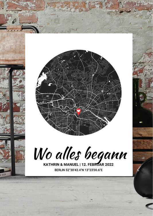 Wo alles begann Leinwand personalisiert – runde dunkle Stadtkarte, vor Backsteinwand