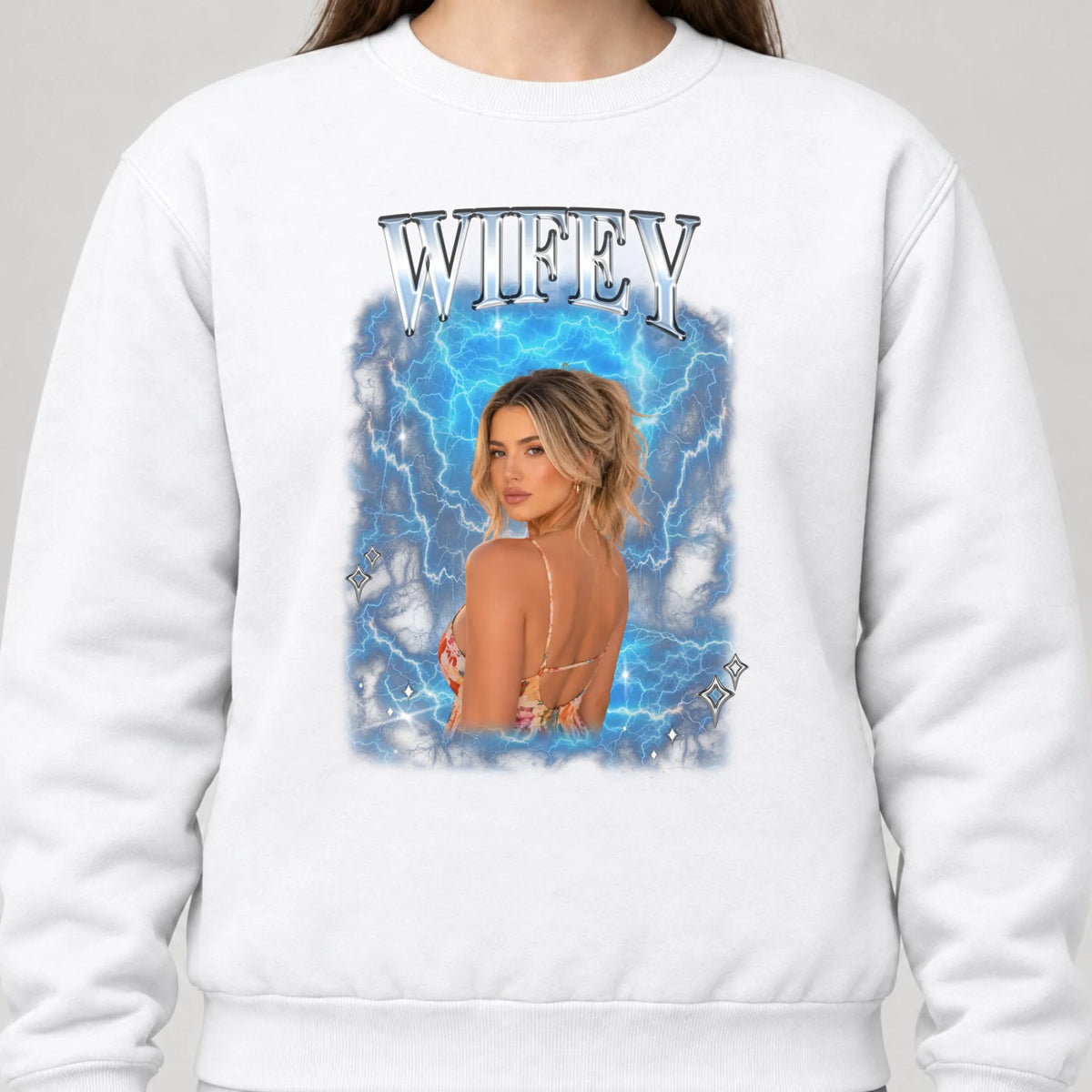 Personalisiertes Sweatshirt Vintage Bootleg mit Foto und Name – Frontdruck auf der Brust, Weiß
