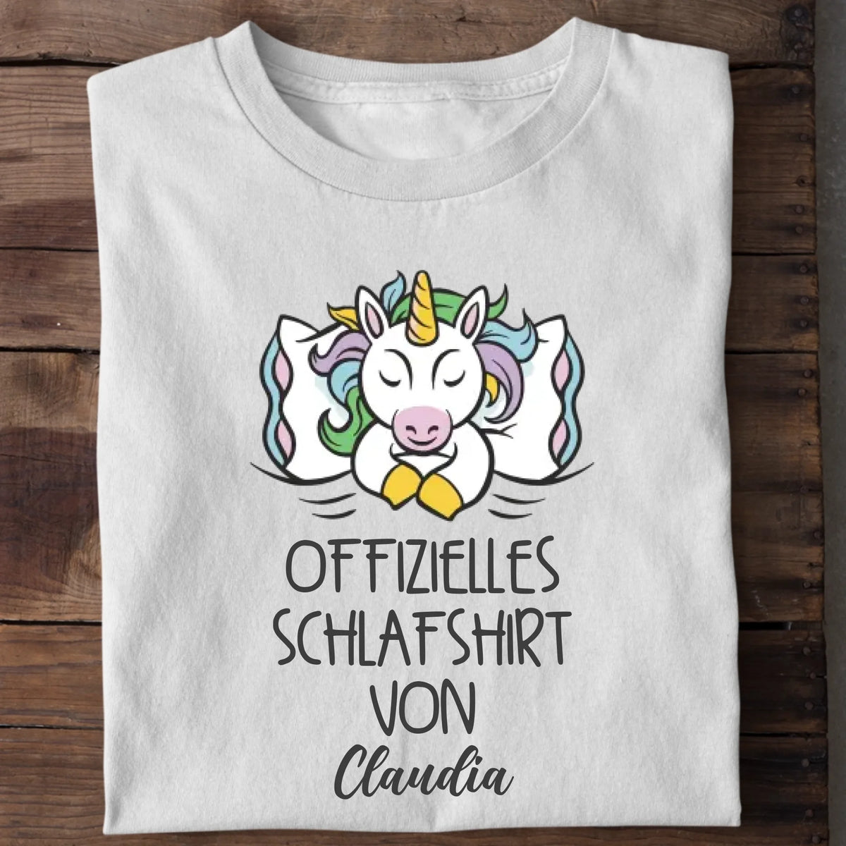 Offizielles Schlafshirt Einhorn – Detailansicht Einhorn-Aufdruck personalisiert
