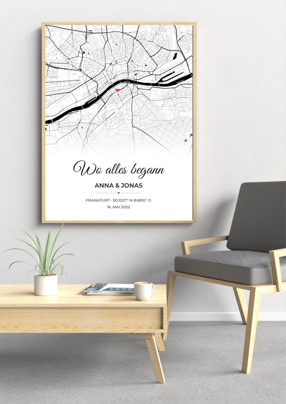 Wo alles begann Poster mit vollflächiger Stadtkarte im Holzrahmen im Wohnzimmer